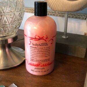 Philosophy Sparkling holly berries Shampoo/Shower gel & Bubble bath. New in seal